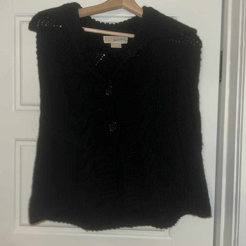 Sweater shawl for women